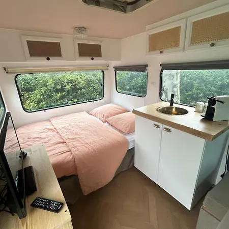 Bed & Breakfast Caravane Chic Et Vintage *