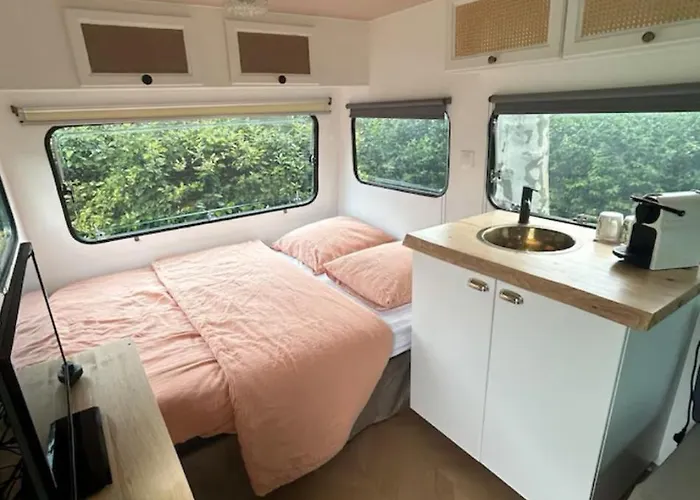 Bed & Breakfast Caravane Chic Et Vintage *